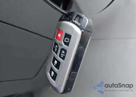 2020 Toyota Sienna Xle from USA, damaged, VIN 5TDYZ3DCXLS035158